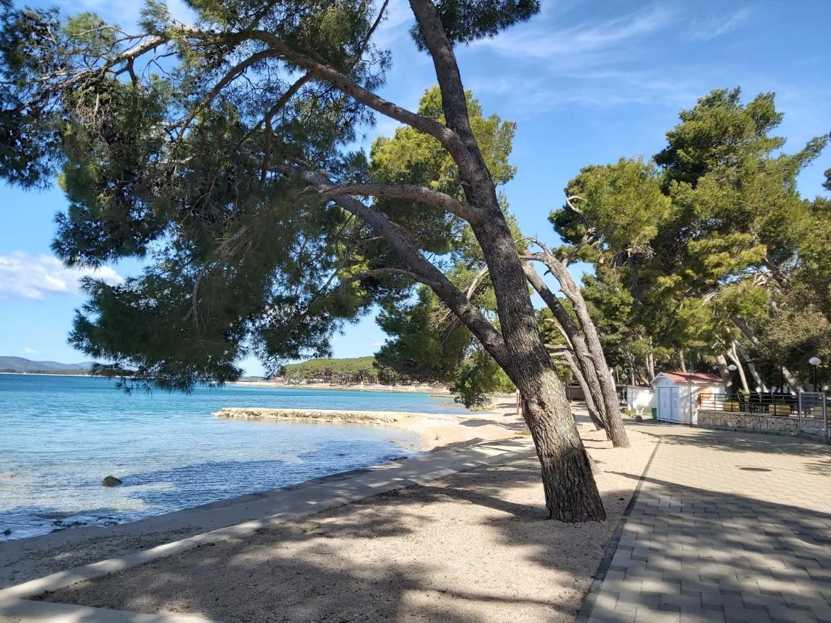 Mobile Home Sole Biograd Na Moru Eksteriør bilde
