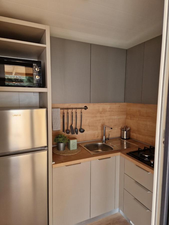 Mobile Home Sole Biograd Na Moru Eksteriør bilde