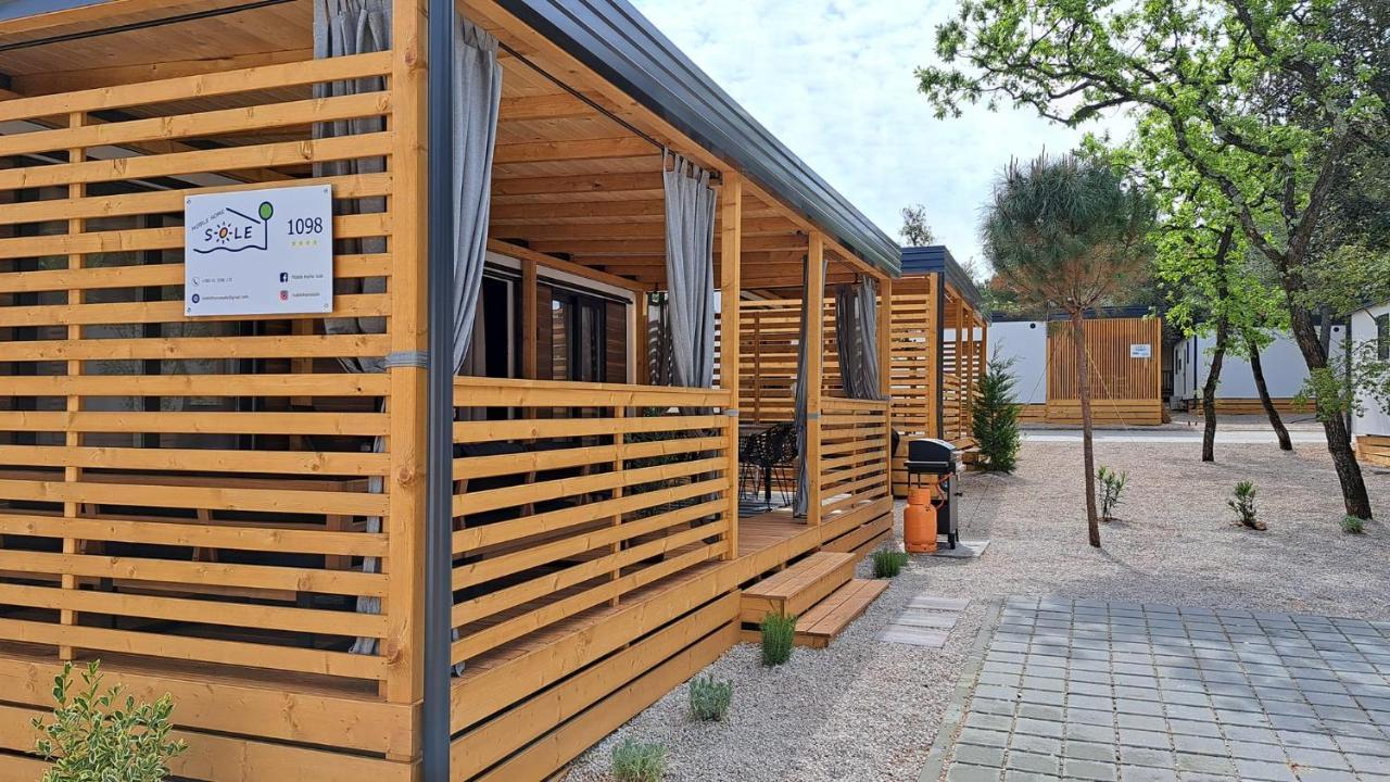 Mobile Home Sole Biograd Na Moru Eksteriør bilde